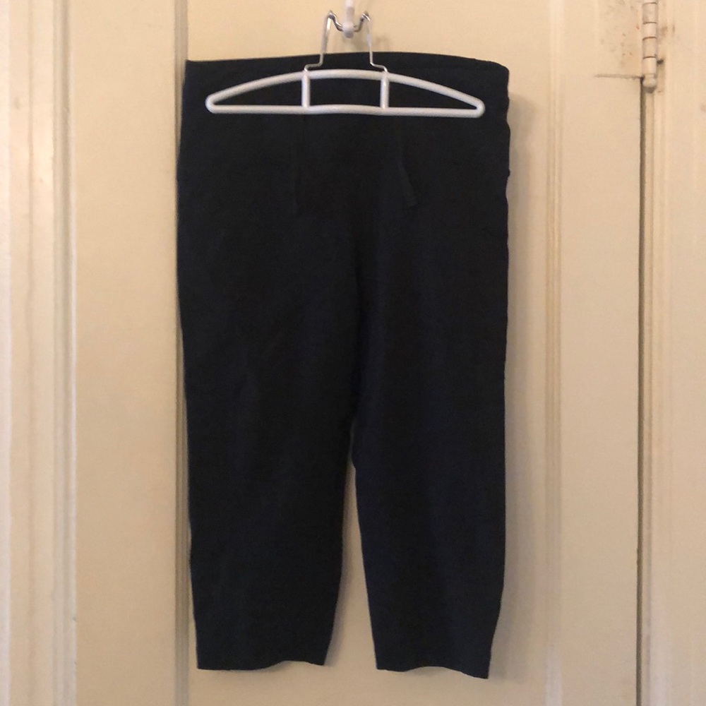 Oiselle Knee Crop Leggings